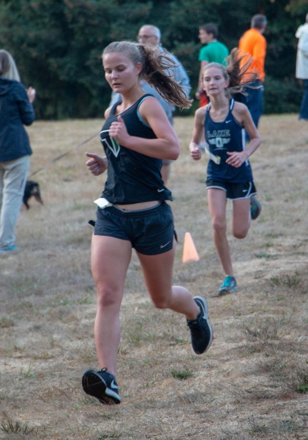 Senior+Rebecca+Christianson+looks+forward+to+the+season.+She+finished+17th+in+23%3A12.8+at+the+Sept.+12+meet+at+Canby.