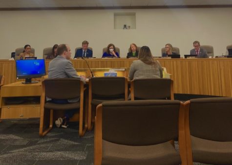 Rep. Bowman and Rep. Ngyuen introduce HB 3206.  They give testimony as to why its important to lower the voting age to 16 for school board elections at the first legislative hearing in front of the House Committee on Rules. 